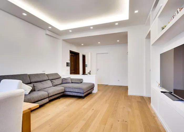 Aurelia Luxury Rome