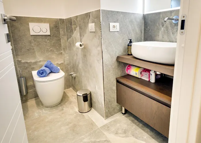 Aurelia Luxury *